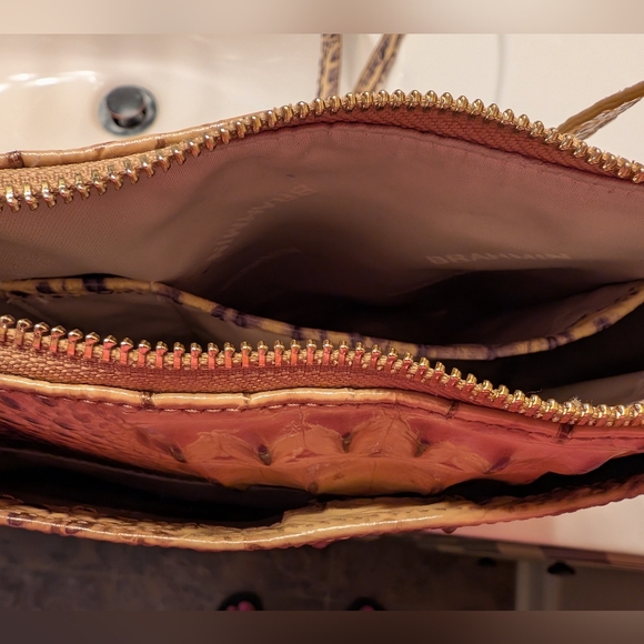 Brahmin Crossbody - Picture 4 of 11